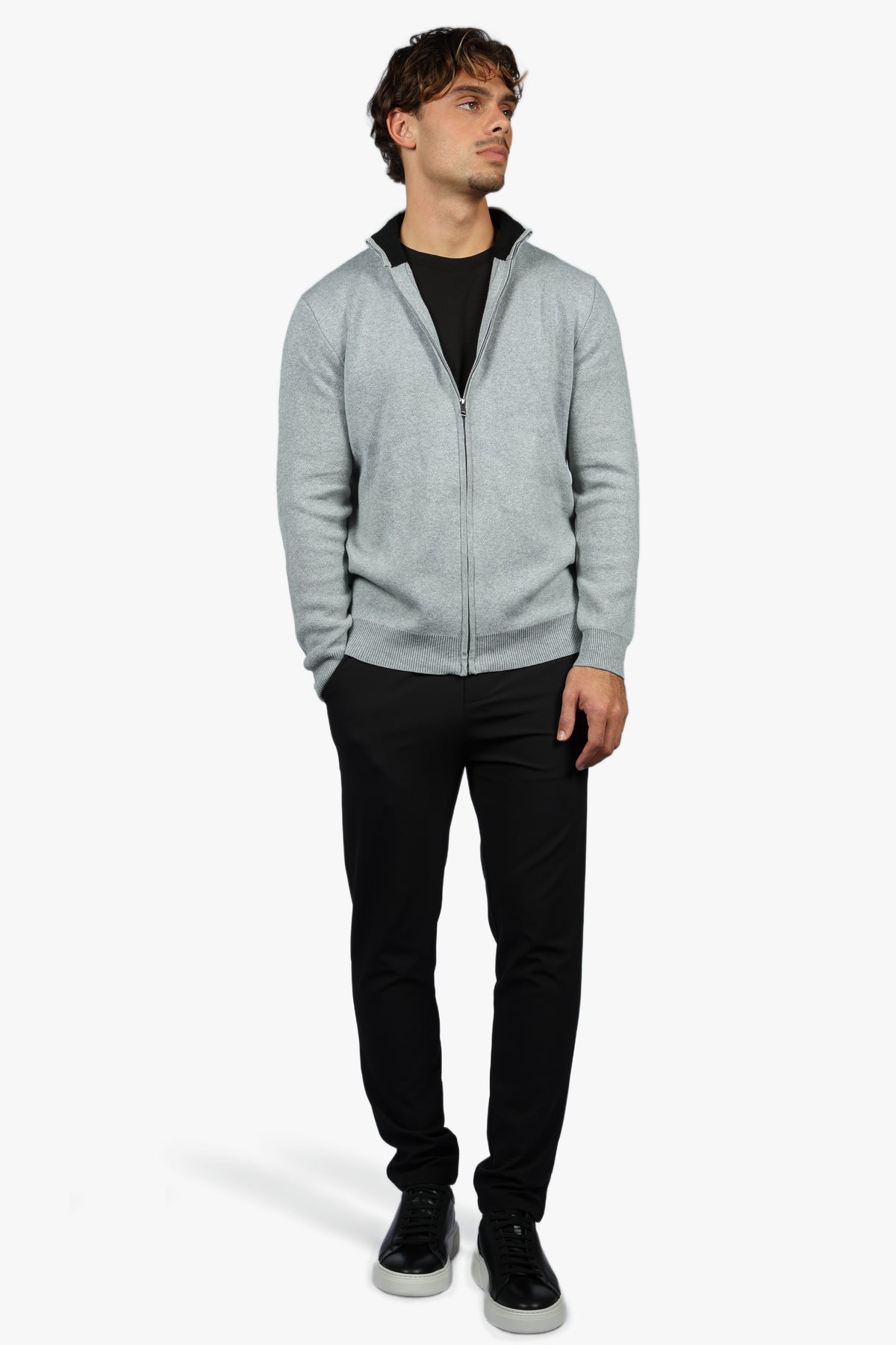 CLASSIC FULL ZIP KNIT - GREY
