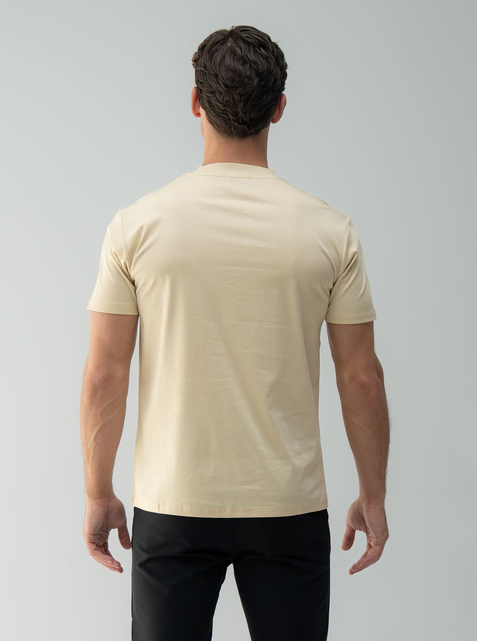 Arso Amsterdam Slim cotton tee
Slim fit
100% cotton
Soft and breathable
Crew neck
Short sleeves
100% Waterproof/Stain-proof