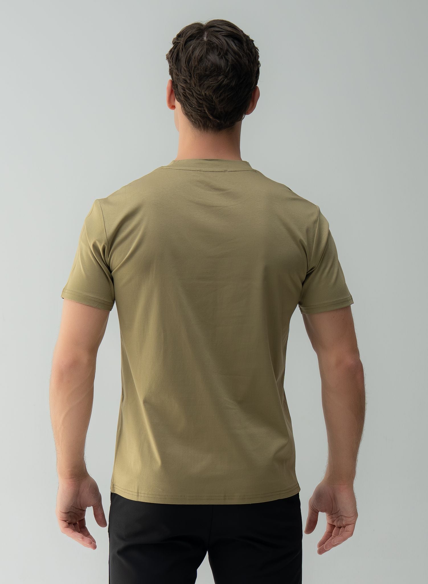 Arso Amsterdam Slim cotton tee
Slim fit
100% cotton
Soft and breathable
Crew neck
Short sleeves
100% Waterproof/Stain-proof