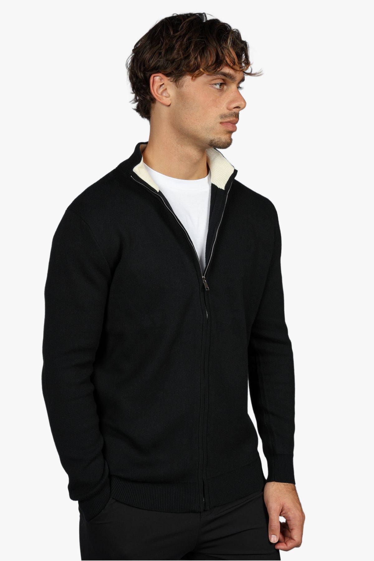 CLASSIC FULL ZIP KNIT - BLACK