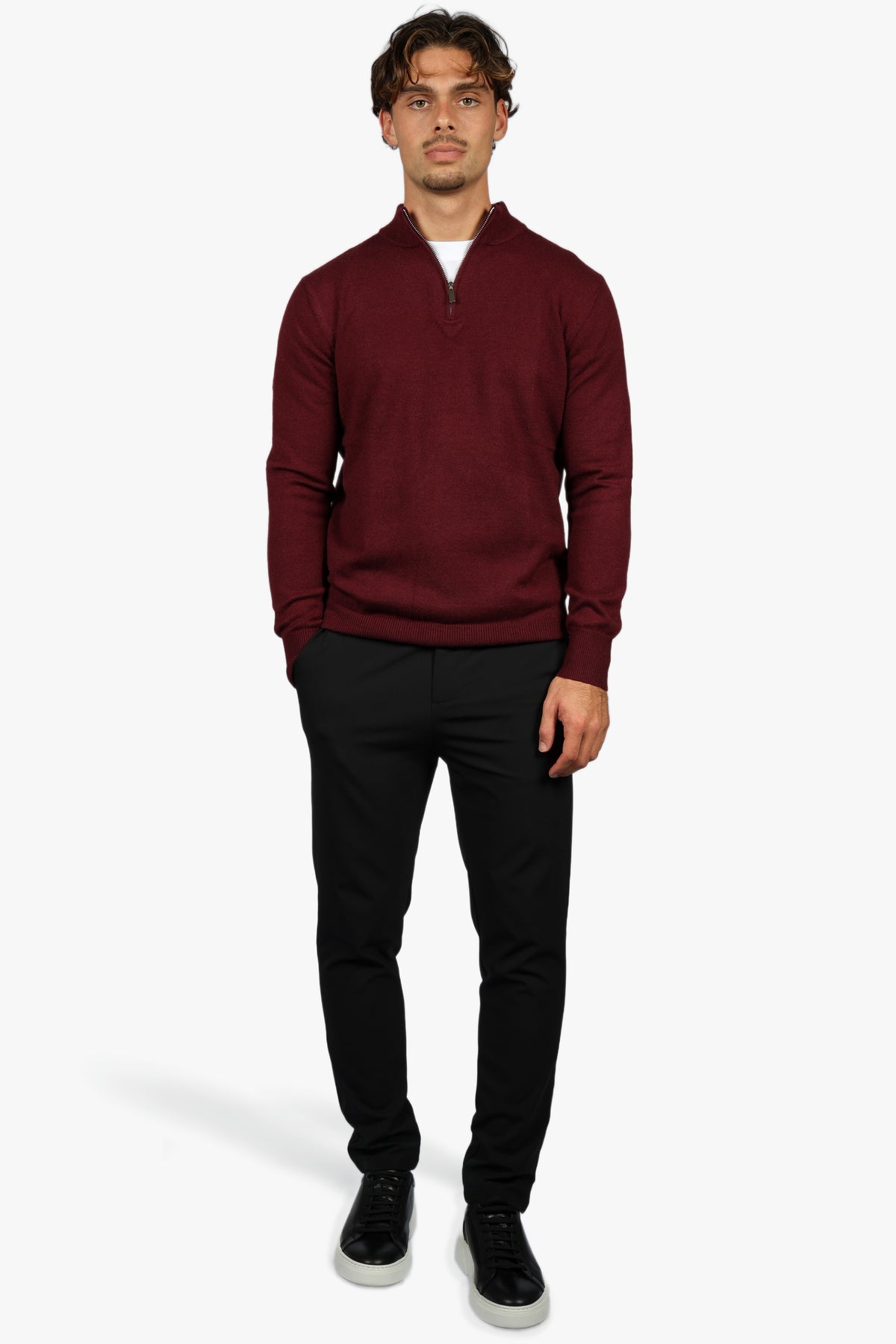 CLASSIC HALF ZIP KNIT - BURGUNDY