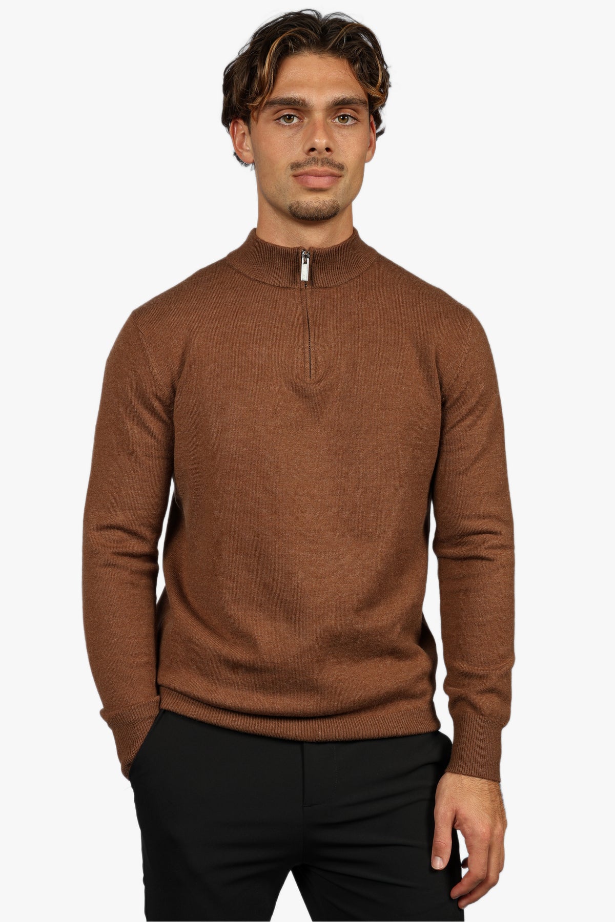 CLASSIC HALF ZIP KNIT - BROWN