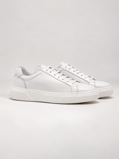 CLASSIC LEATHER SNEAKERS - WHITE