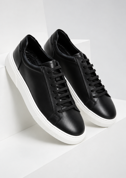 CLASSIC LEATHER SNEAKERS - BLACK