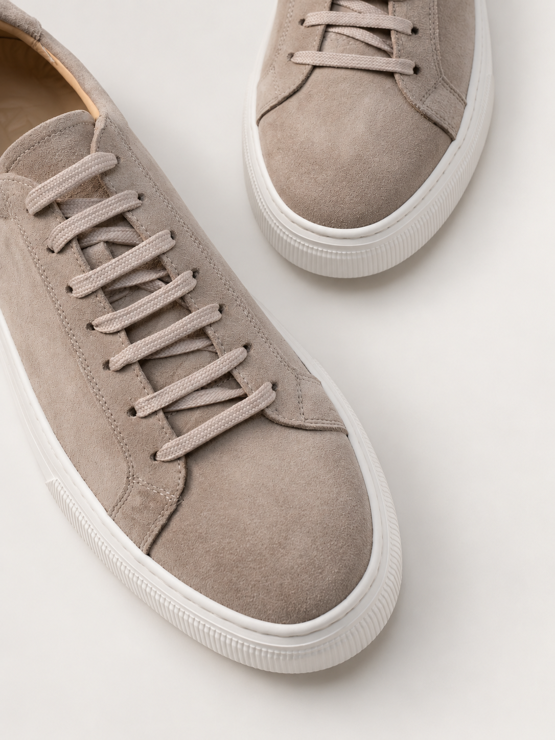 CLASSIC SUEDE SNEAKERS - BEIGE
