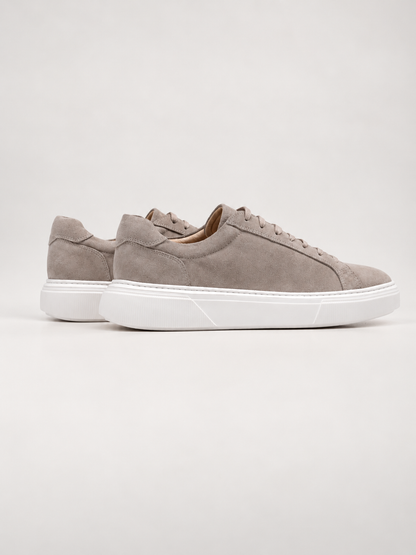 CLASSIC SUEDE SNEAKERS - BEIGE