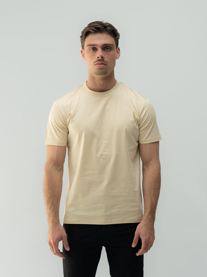 Arso Amsterdam Slim cotton tee
Slim fit
100% cotton
Soft and breathable
Crew neck
Short sleeves
100% Waterproof/Stain-proof