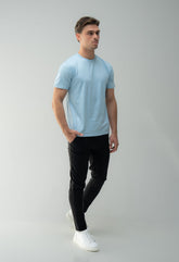 Arso Amsterdam Slim cotton tee
Slim fit
100% cotton
Soft and breathable
Crew neck
Short sleeves
100% Waterproof/Stain-proof