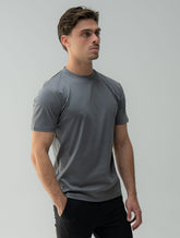 Arso Amsterdam Slim cotton tee
Slim fit
100% cotton
Soft and breathable
Crew neck
Short sleeves
100% Waterproof/Stain-proof