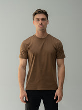 Arso Amsterdam Slim cotton tee
Slim fit
100% cotton
Soft and breathable
Crew neck
Short sleeves
100% Waterproof/Stain-proof