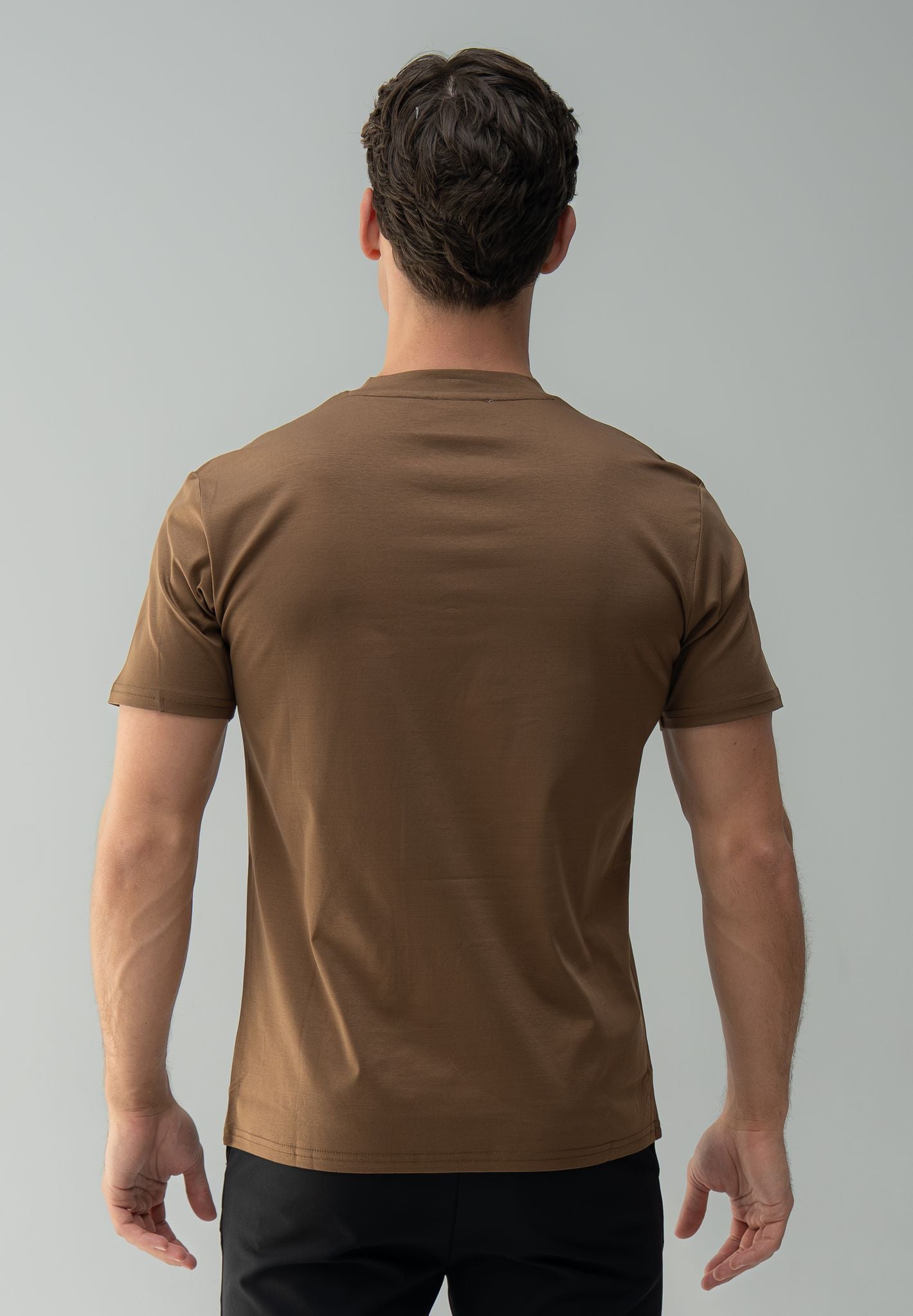 Arso Amsterdam Slim cotton tee
Slim fit
100% cotton
Soft and breathable
Crew neck
Short sleeves
100% Waterproof/Stain-proof