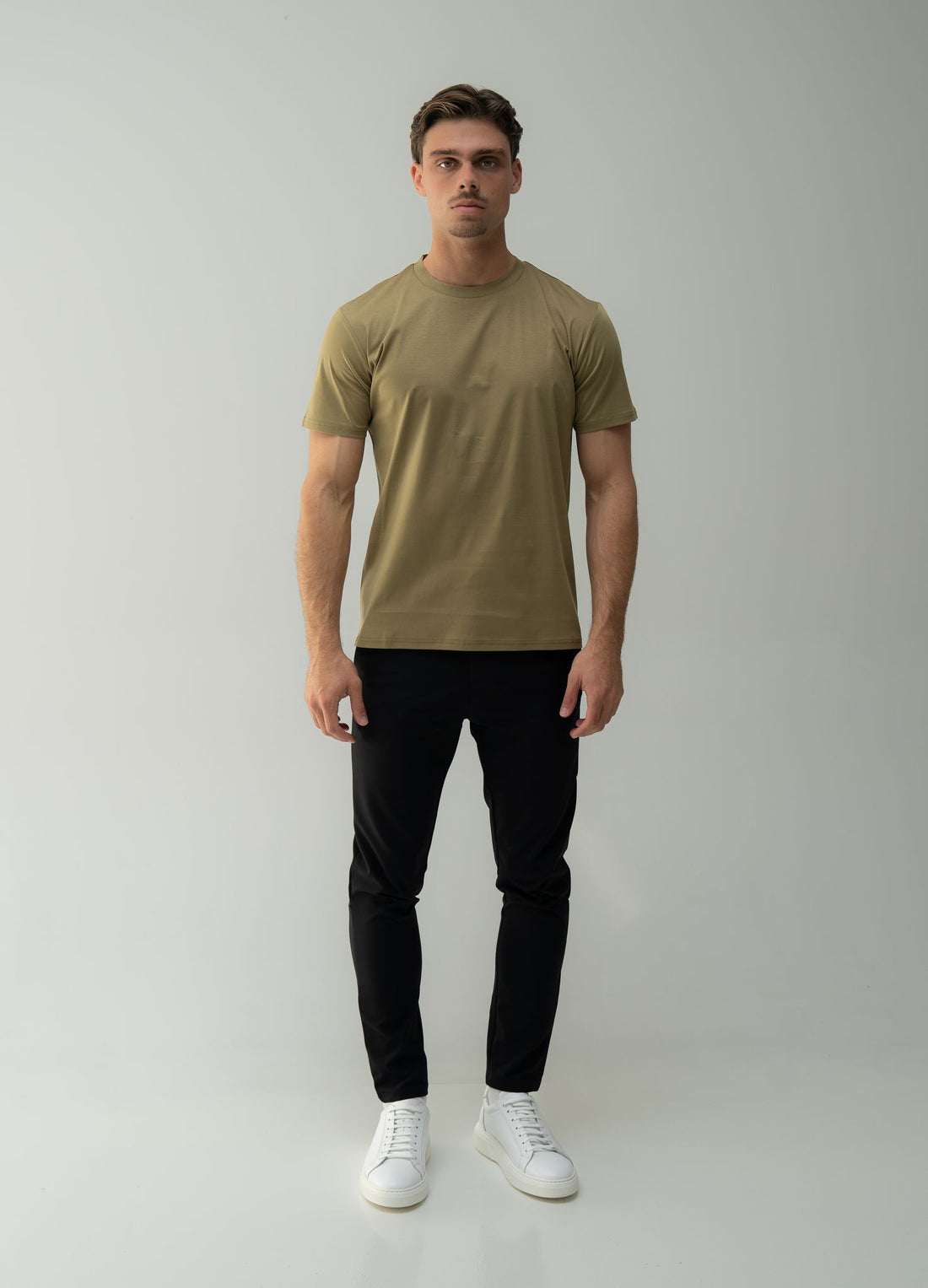 Arso Amsterdam Slim cotton tee
Slim fit
100% cotton
Soft and breathable
Crew neck
Short sleeves
100% Waterproof/Stain-proof