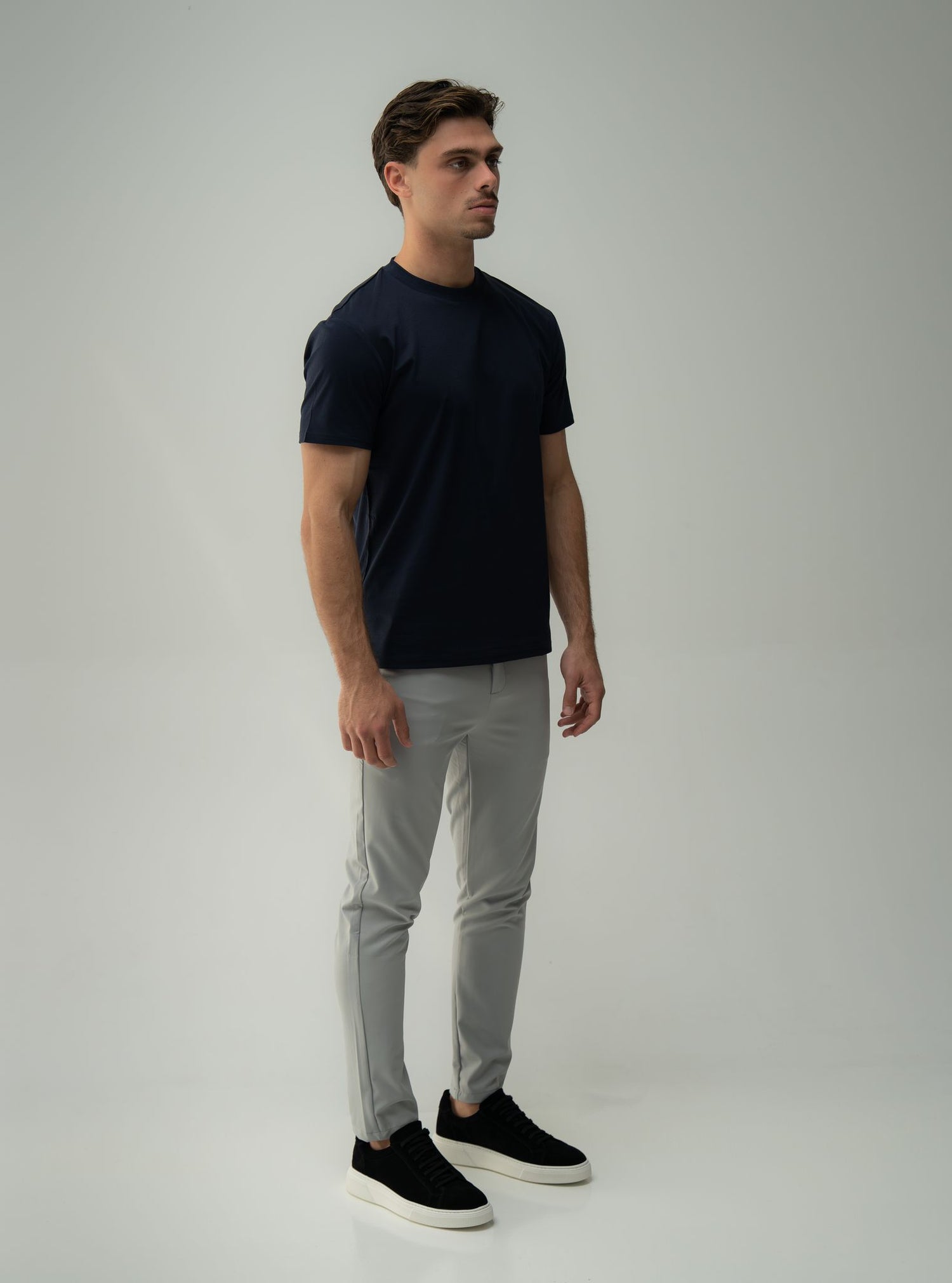 Arso Amsterdam Slim cotton tee
Slim fit
100% cotton
Soft and breathable
Crew neck
Short sleeves
100% Waterproof/Stain-proof