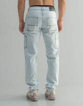Loose fit denim jeans
Panel construction
Premium denim fabric
Stone washed finish