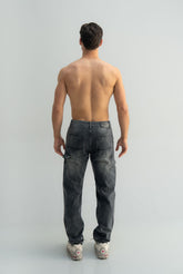 Loose fit denim jeans
Panel construction
Premium denim fabric
Stone washed finish