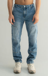 Loose fit denim jeans
Panel construction
Premium denim fabric
Stone washed finish