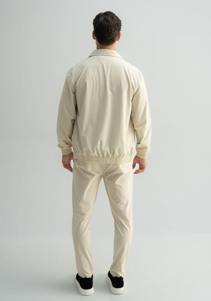Arso Amsterdam Zip casual set
Slim fit
Zip closure
Structured collar
Premium stretch fabric
Breathable and lightweight
Smooth matte finish
Reinforced seams
Shape-retaining