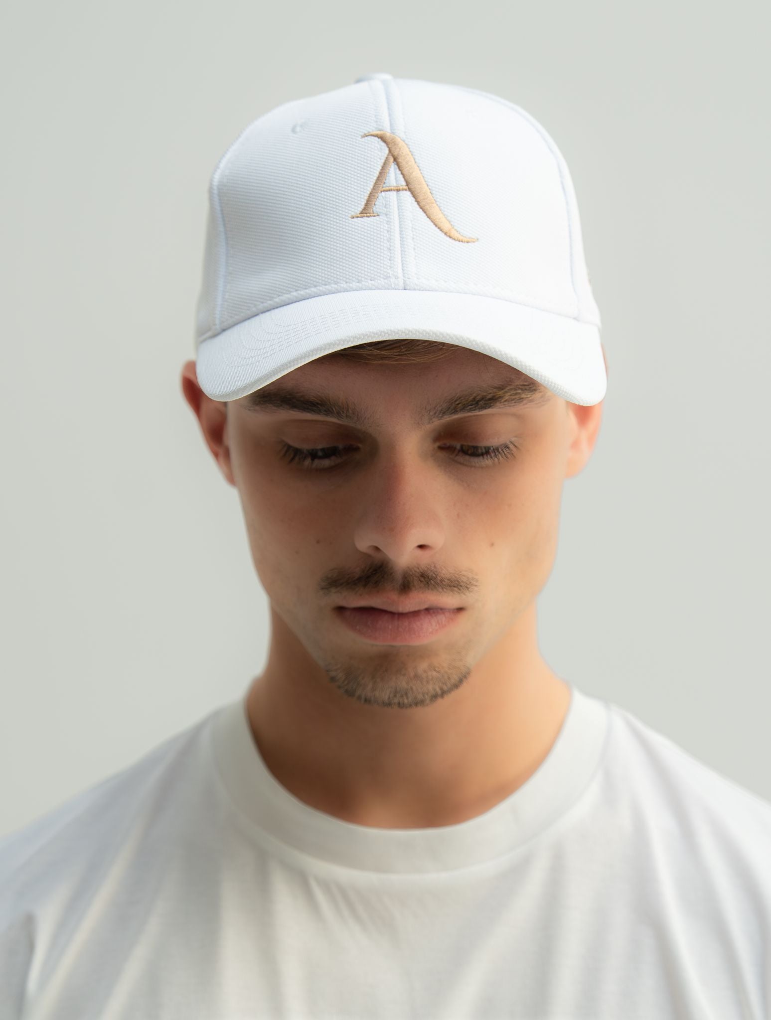 Refined Monogram Cap in Black/Black

Embroidered ARSO Monogram
Structured Front Panel
100% Cotton
Curved Brim
Six-Panel Construction
Ventilation Eyelets
Adjustable Back Closure

Designed for a clean, effortless finish.