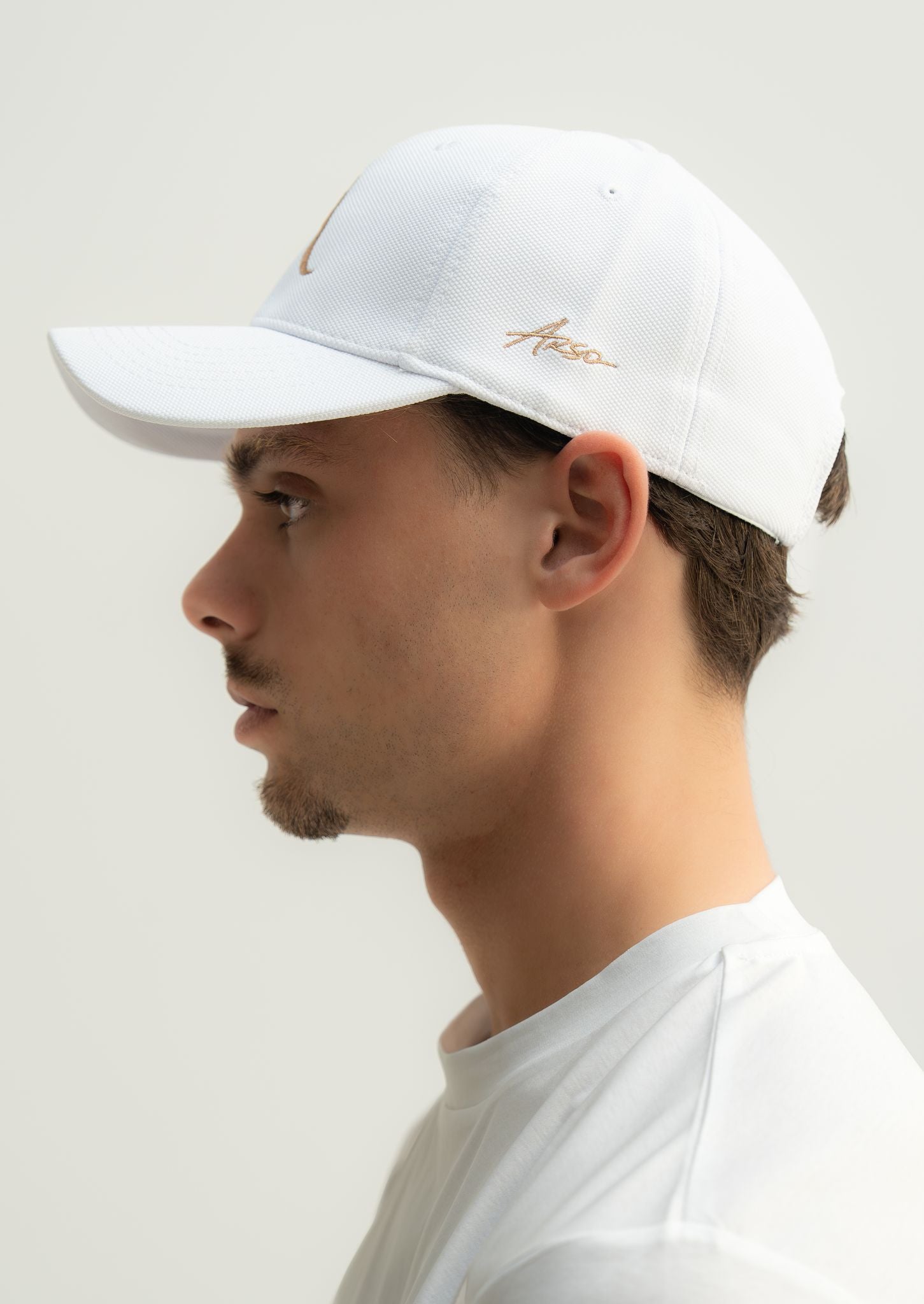 Refined Monogram Cap in Black/Black

Embroidered ARSO Monogram
Structured Front Panel
100% Cotton
Curved Brim
Six-Panel Construction
Ventilation Eyelets
Adjustable Back Closure

Designed for a clean, effortless finish.