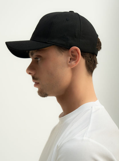 Refined Monogram Cap in Black/Black

Embroidered ARSO Monogram
Structured Front Panel
100% Cotton
Curved Brim
Six-Panel Construction
Ventilation Eyelets
Adjustable Back Closure

Designed for a clean, effortless finish.
