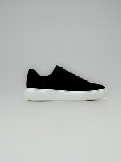 CLASSIC SUEDE SNEAKERS - BLACK